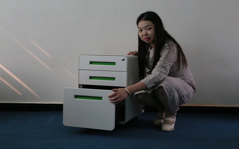 2d1f mobile pedestal with lock for sale