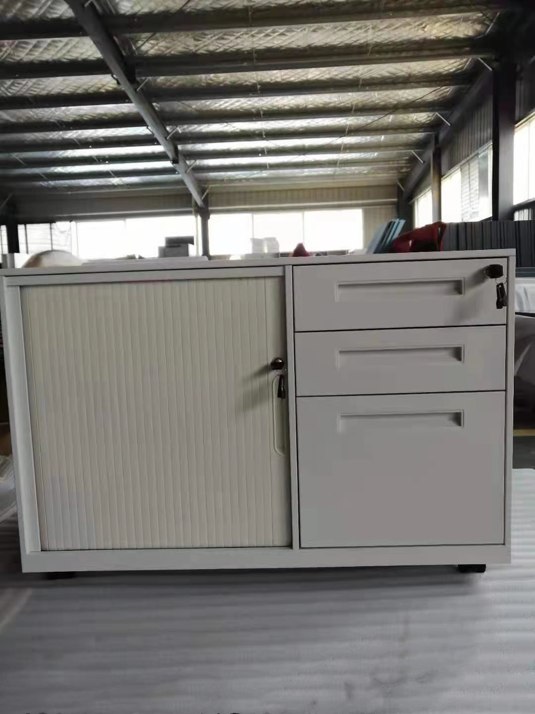 steel white mobile caddy pedestal for sale