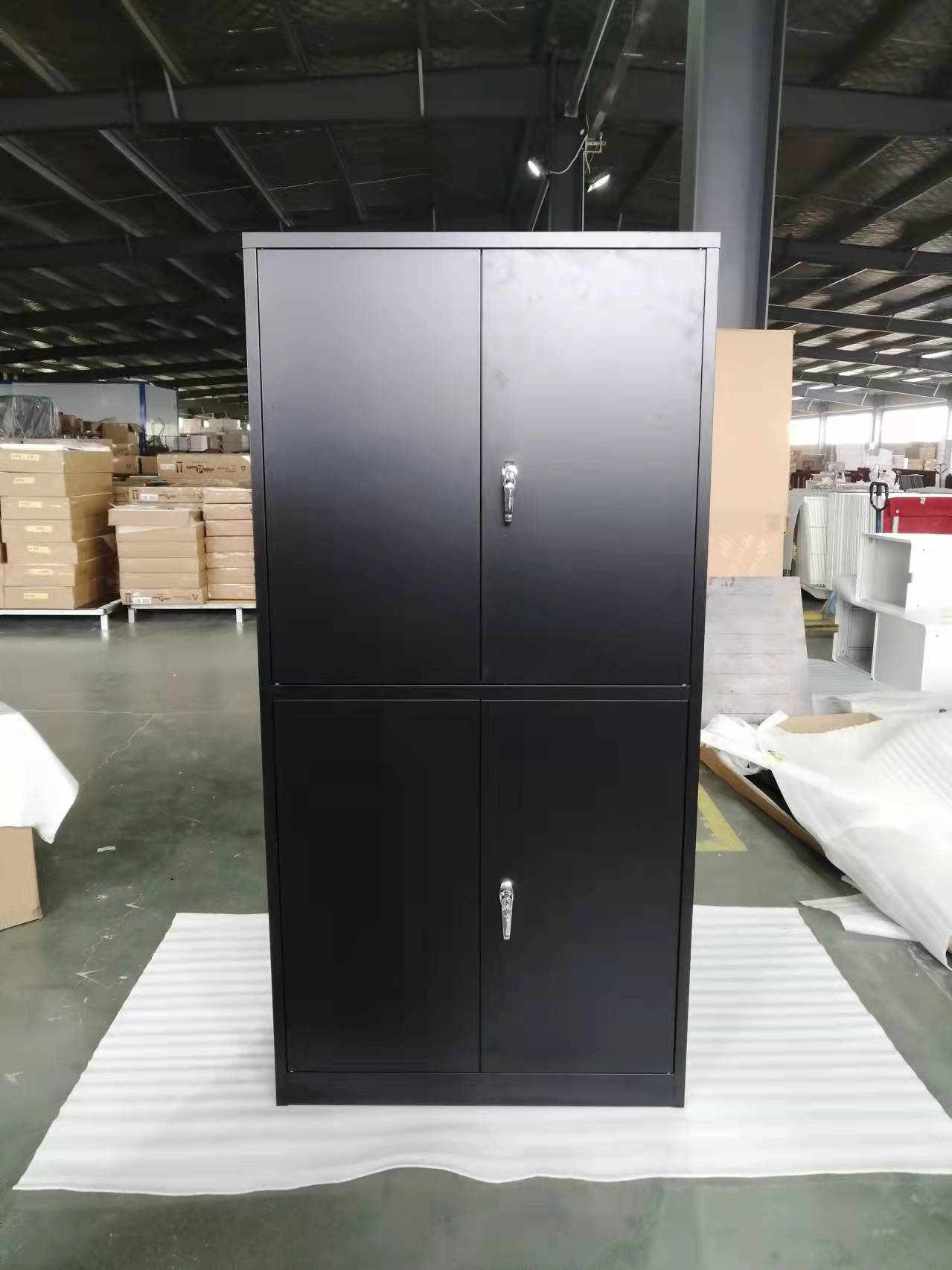 factory price balck 4 door locker for storage