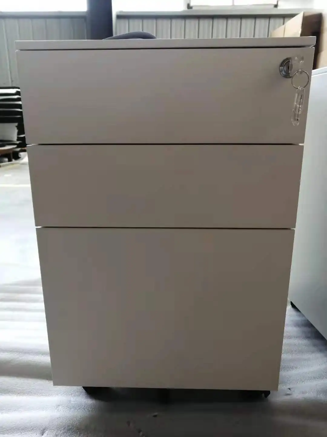 2021 china steel 3d white mobile pedestal factory