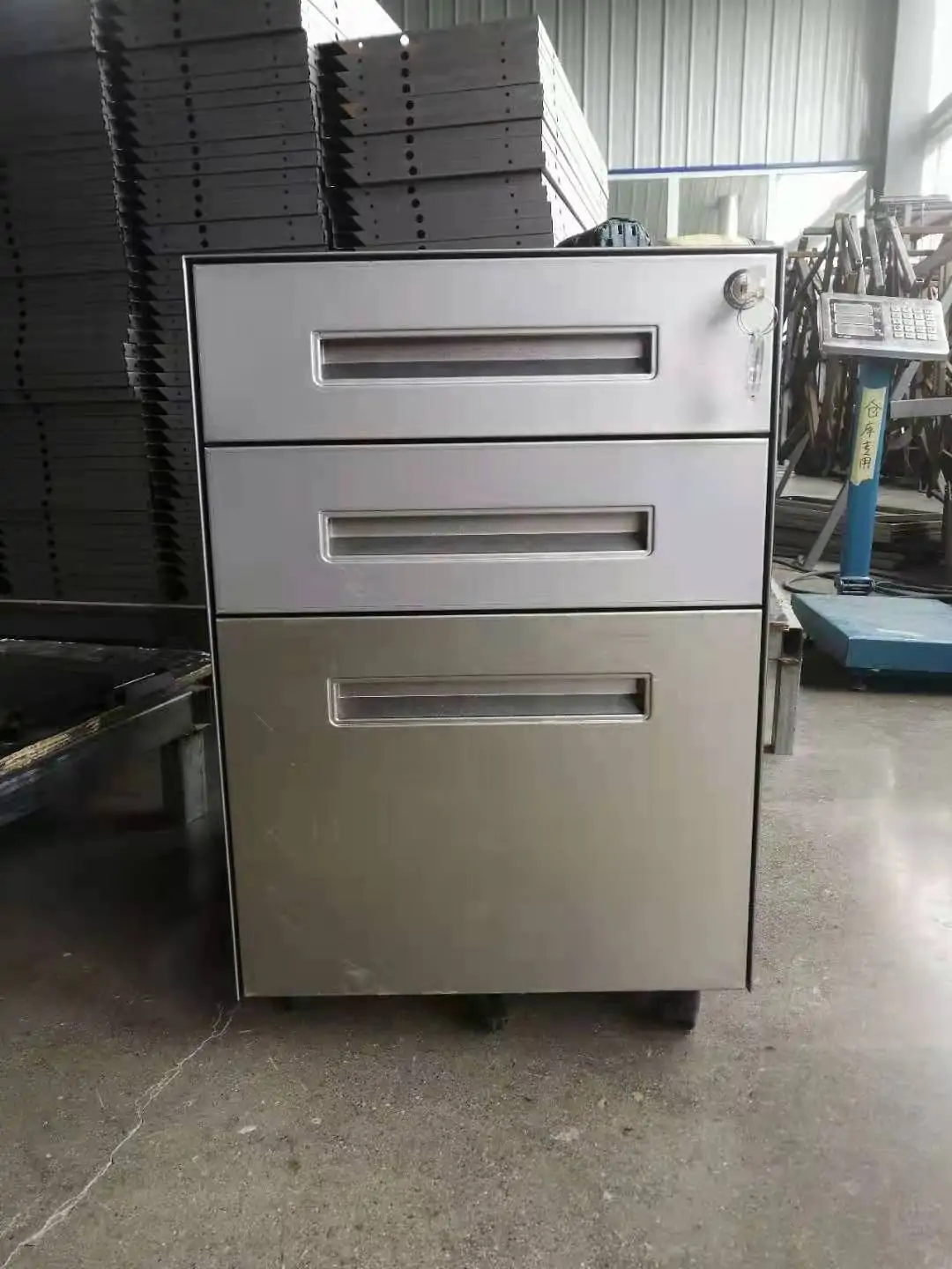wholesale price steel 3d mobile pedestal for sale